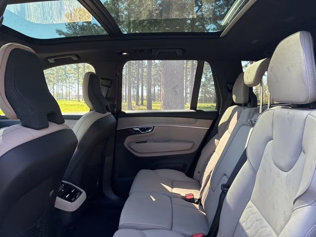 2026 Vapour Grey Volvo XC90 B6 Plus 7-Seater AWD SUV