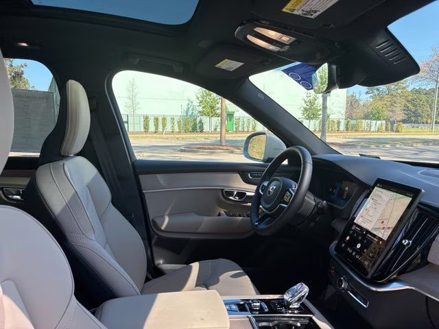 2026 Vapour Grey Volvo XC90 B6 Plus 7-Seater AWD SUV