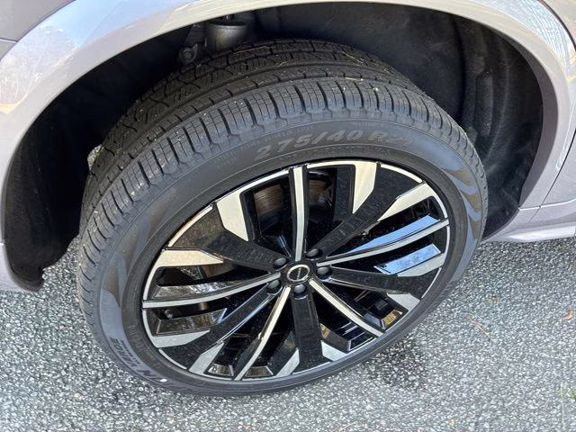 2026 Aurora Silver Volvo XC90 B6 Plus 7-Seater AWD SUV