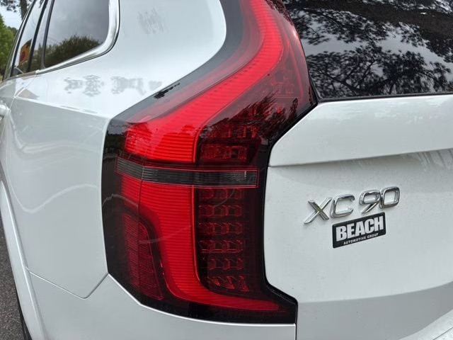 2026 Crystal White Volvo XC90 B6 Ultra 7-Seater AWD SUV