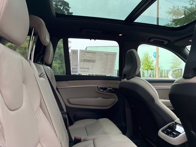 2026 Crystal White Volvo XC90 B6 Ultra 7-Seater AWD SUV