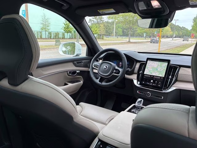 2026 Crystal White Volvo XC90 B6 Ultra 7-Seater AWD SUV