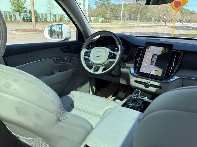 2026 Crystal White Volvo XC90 B6 Ultra 7-Seater AWD SUV