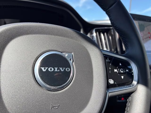 2026 Bright Dusk Volvo XC60 B5 Plus AWD SUV