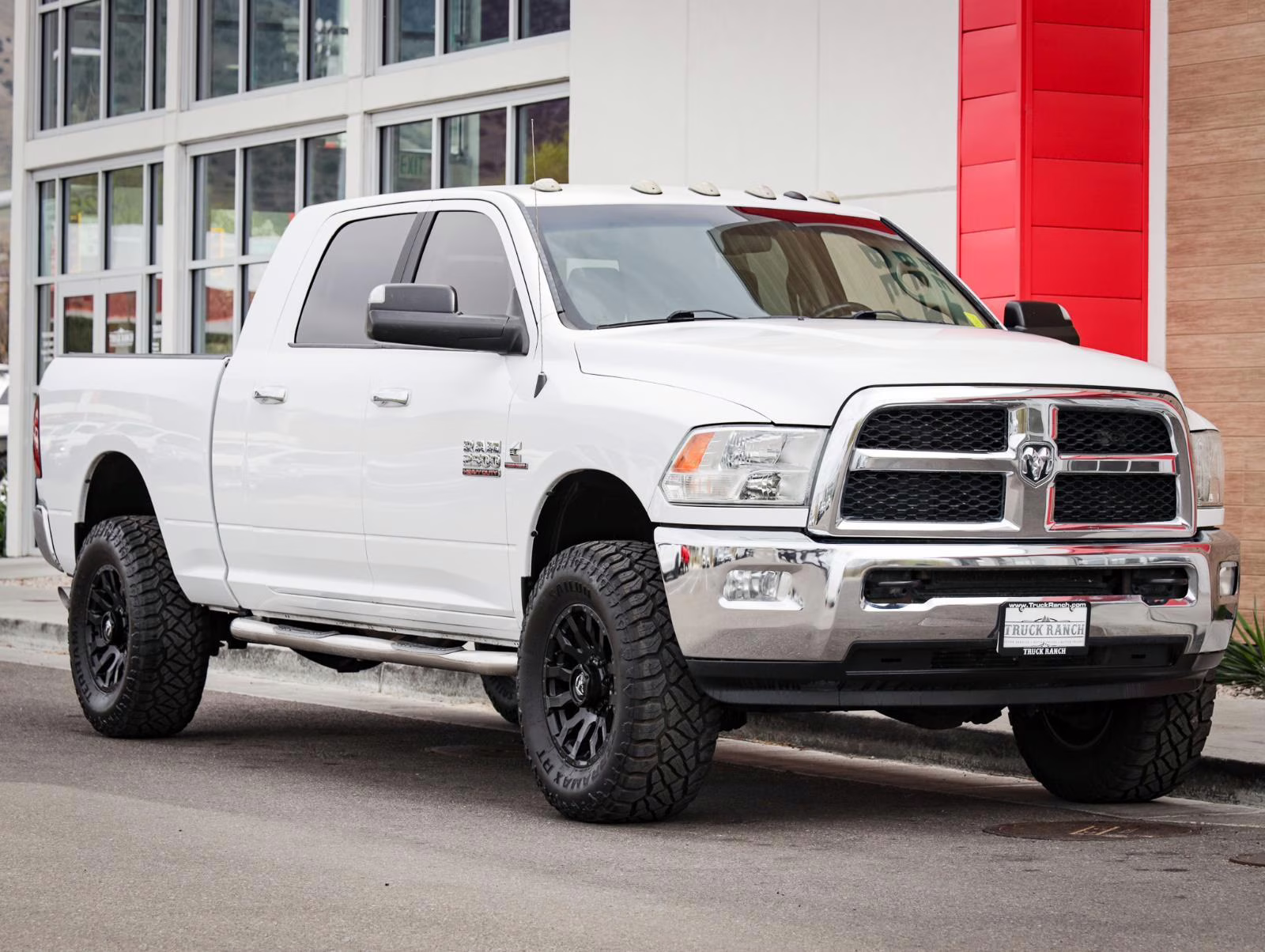 2017 Bright White Clearcoat Ram 2500 SLT 4X4 Truck