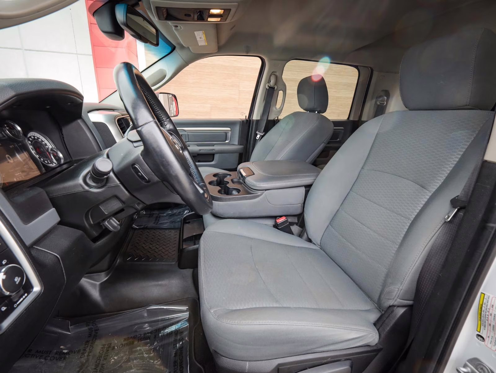 2017 Bright White Clearcoat Ram 2500 SLT 4X4 Truck