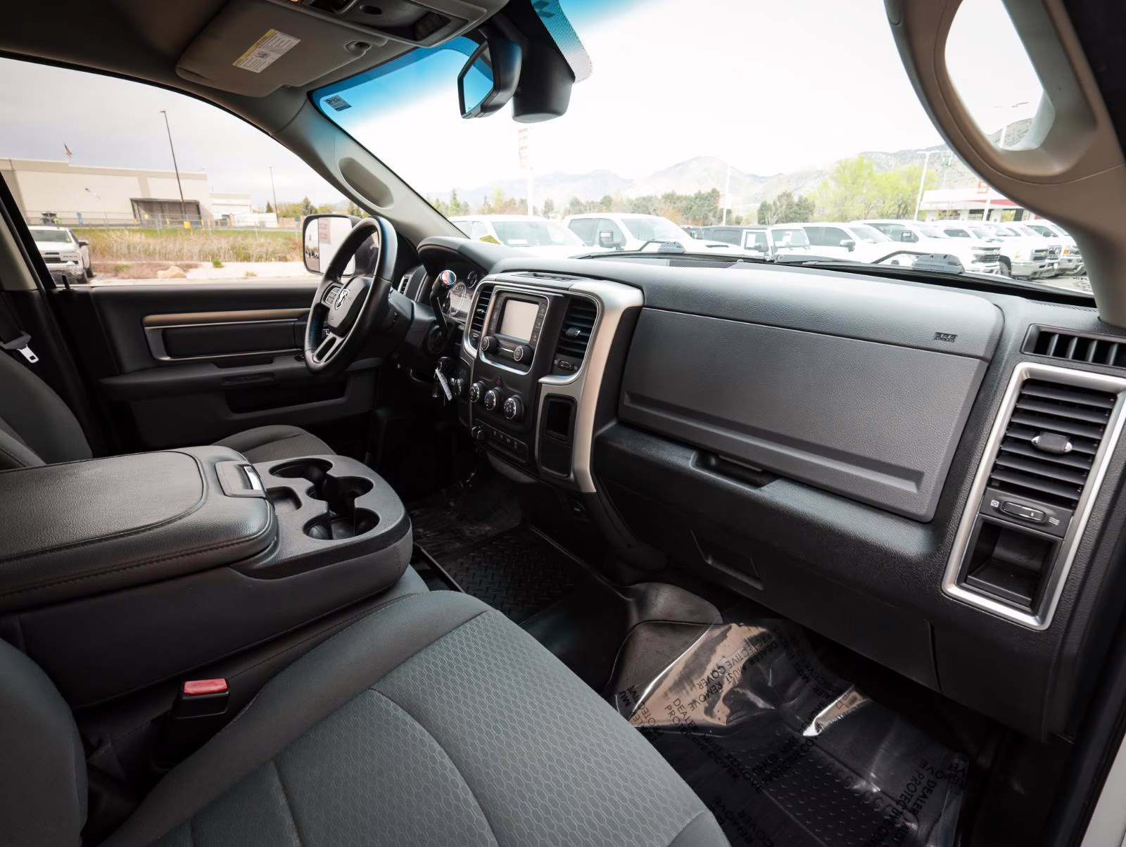2017 Bright White Clearcoat Ram 2500 SLT 4X4 Truck
