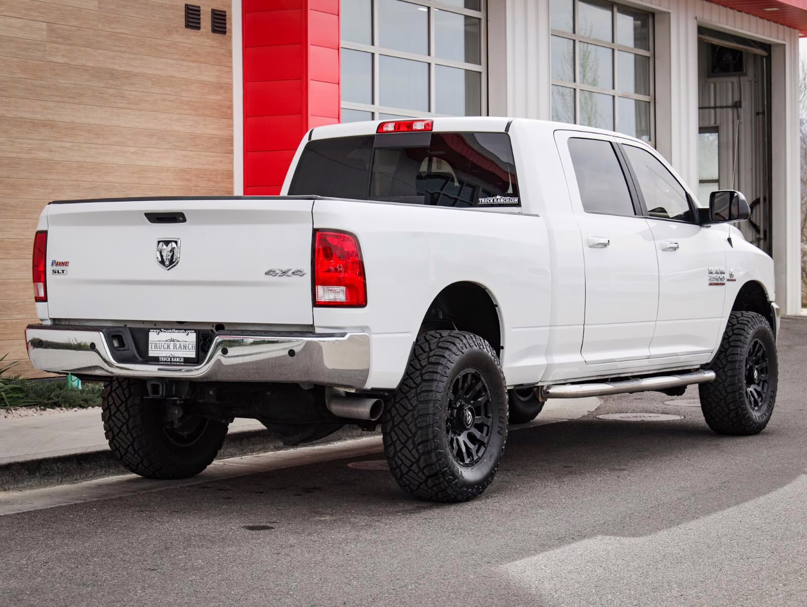 2017 Bright White Clearcoat Ram 2500 SLT 4X4 Truck