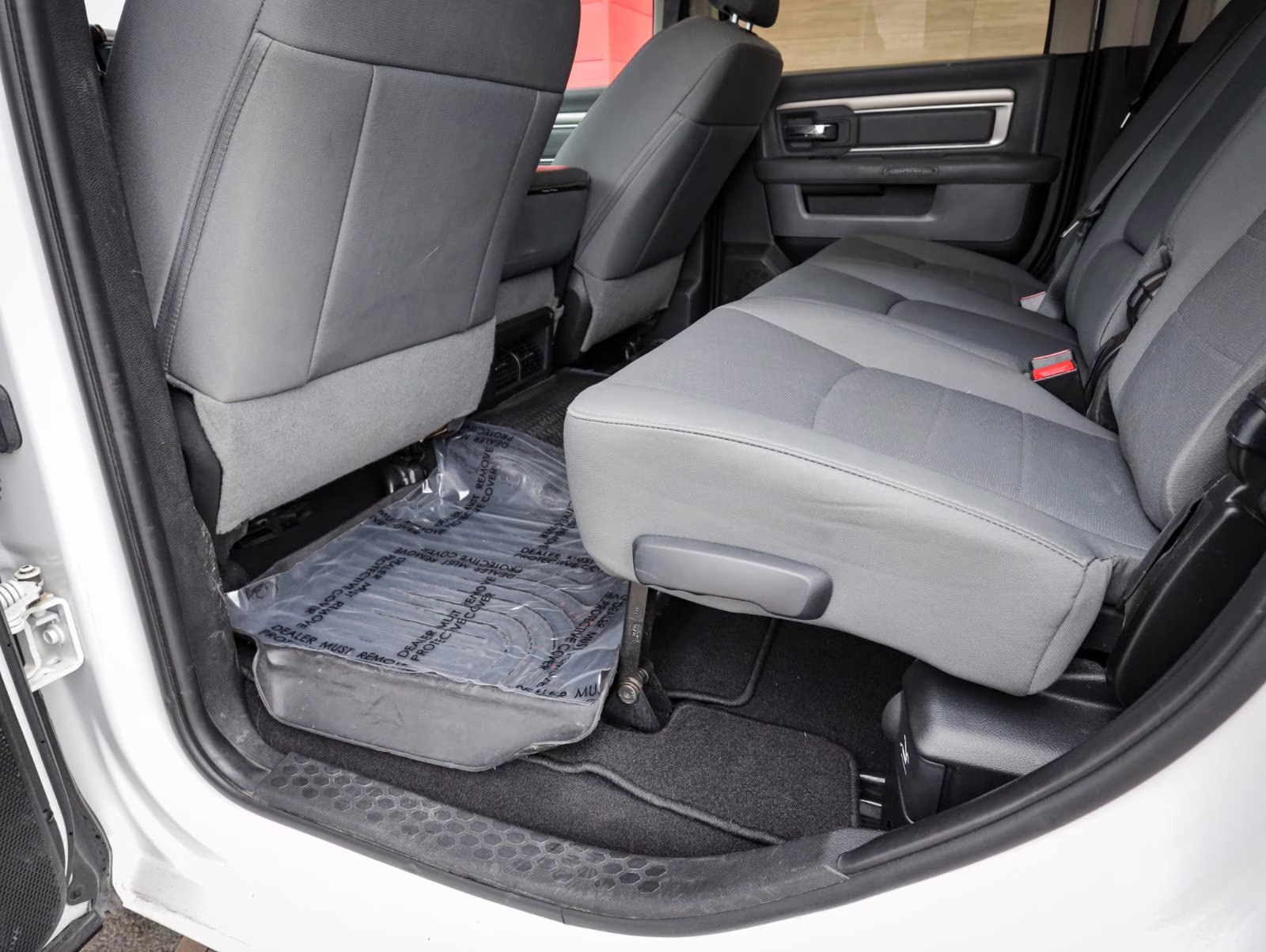 2017 Bright White Clearcoat Ram 2500 SLT 4X4 Truck