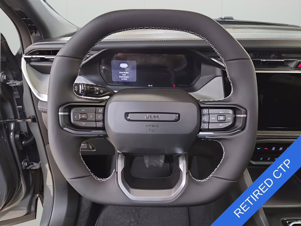 2026 sting-gray clearcoat Jeep Cherokee Laredo 4X4 SUV