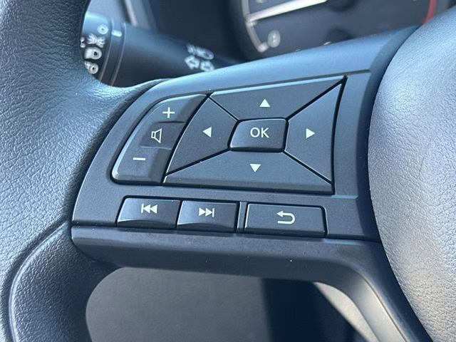 2025 Glacier White Nissan Altima 2.5 S FWD Sedan