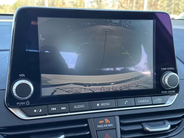 2025 Glacier White Nissan Altima 2.5 S FWD Sedan