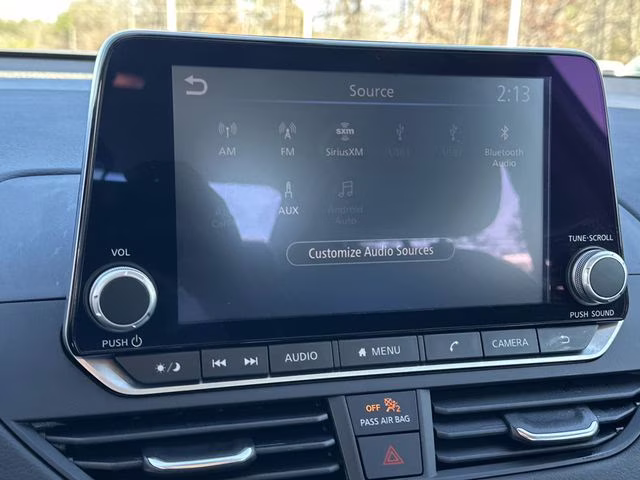 2025 Glacier White Nissan Altima 2.5 S FWD Sedan