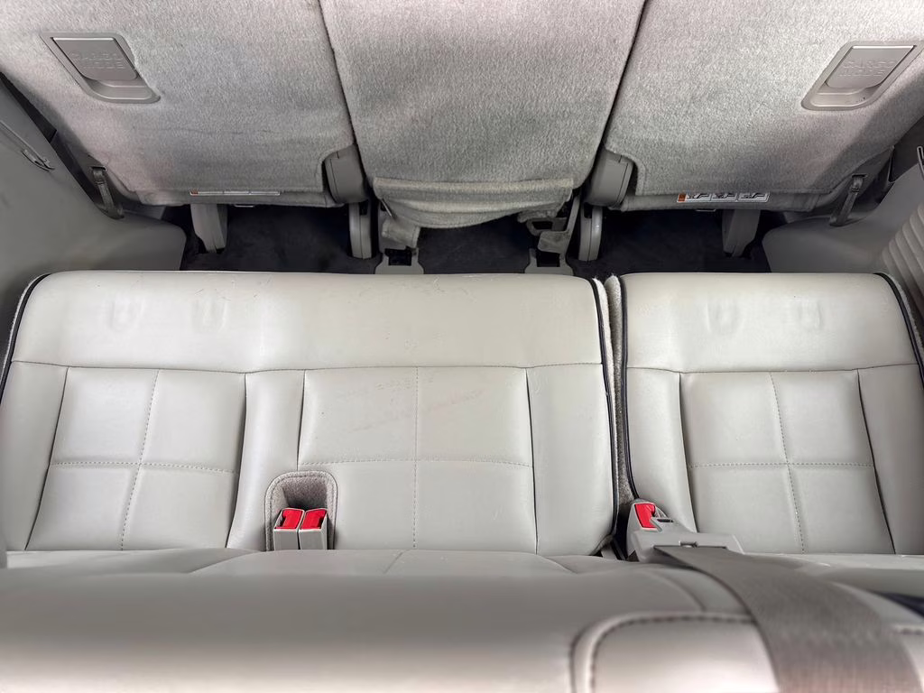 2009 Black Pearl Slate Clearcoat Metallic Lincoln Navigator Base RWD SUV