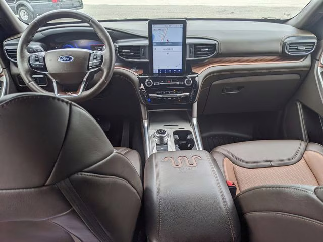 2023 Blue Metallic Ford Explorer King Ranch RWD SUV