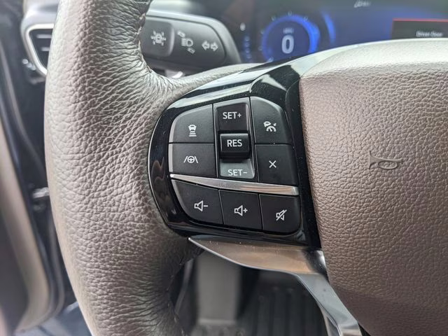 2023 Blue Metallic Ford Explorer King Ranch RWD SUV