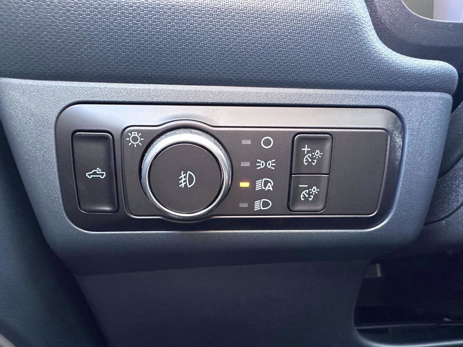 2026 Velocity Blue Ford Maverick Lobo Standard AWD Truck