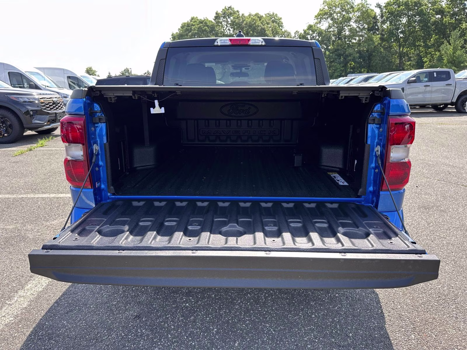 2026 Velocity Blue Ford Maverick Lobo Standard AWD Truck