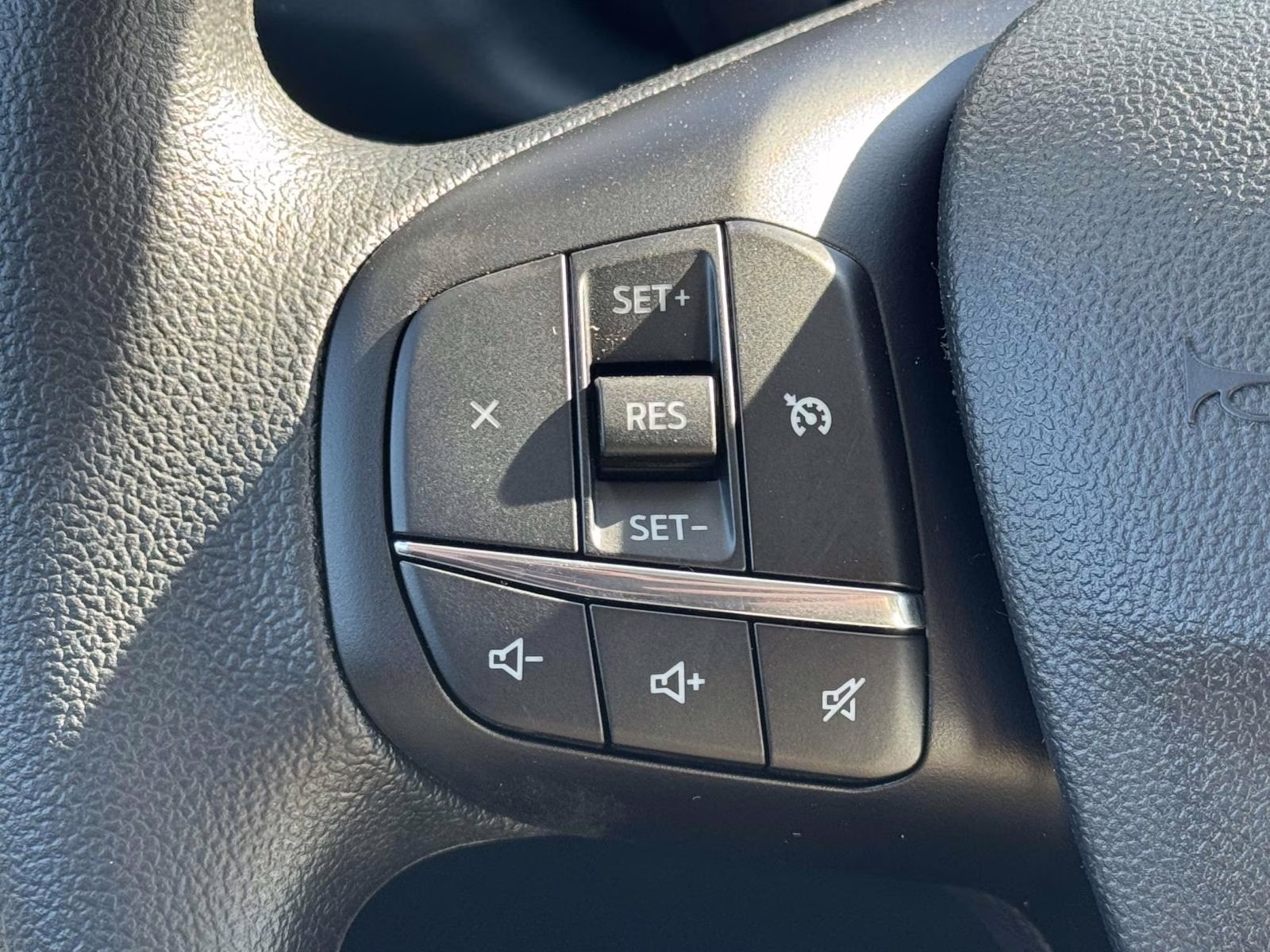 2026 Oxford White Ford Maverick XL AWD SuperCrew AWD Truck