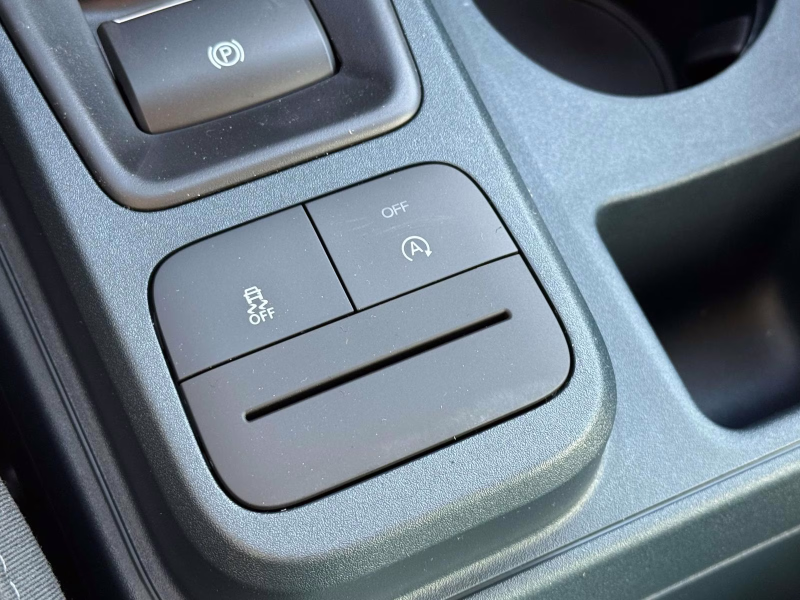 2026 Oxford White Ford Maverick XL AWD SuperCrew AWD Truck