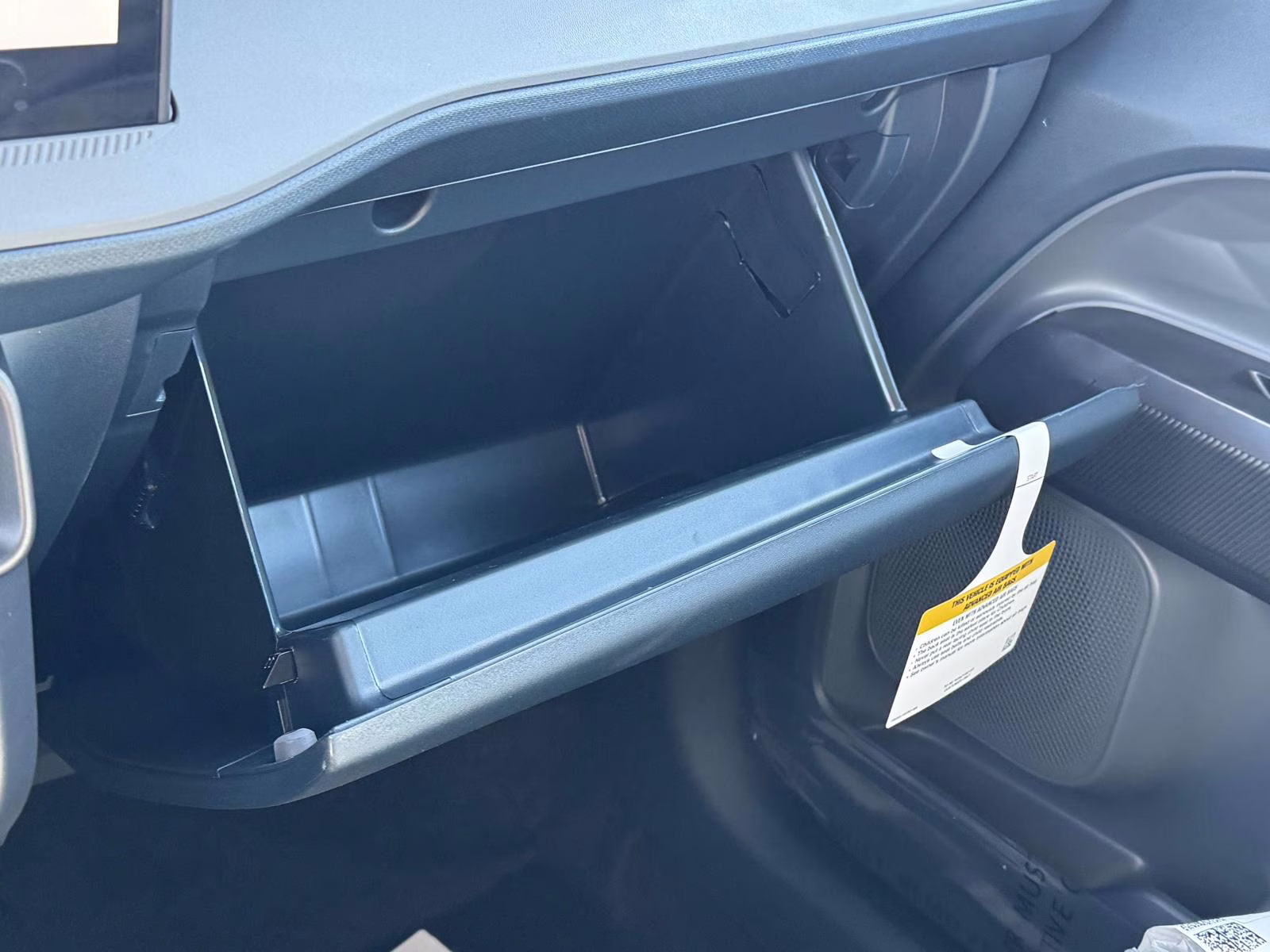 2026 Oxford White Ford Maverick XL AWD SuperCrew AWD Truck