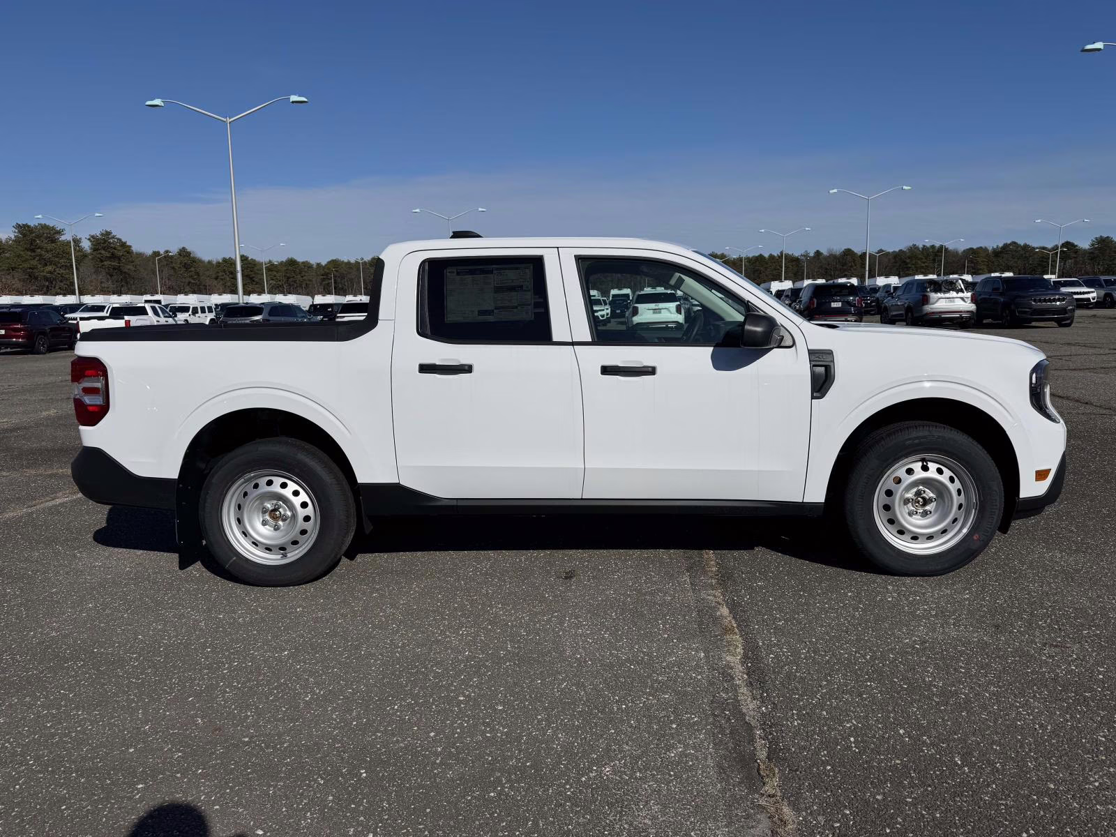 2026 Oxford White Ford Maverick XL AWD SuperCrew AWD Truck