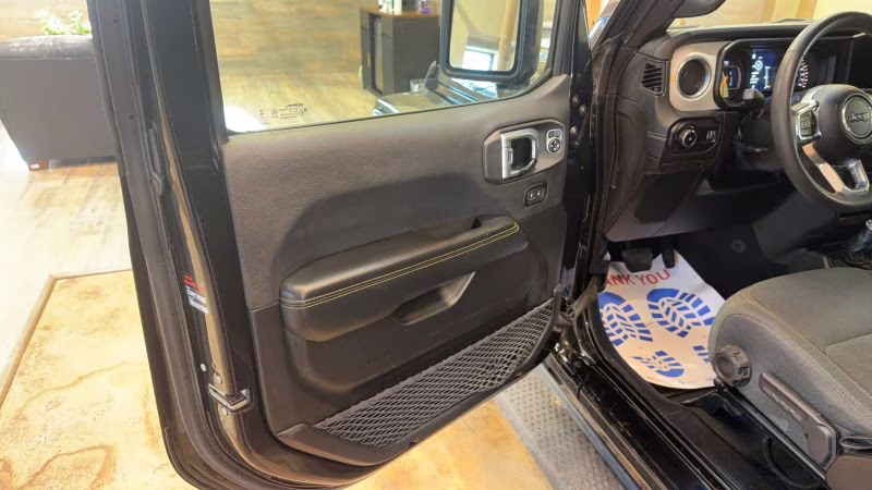 2024 Jeep Wrangler 4 Door Sahara Sport Utility 4D 4X4