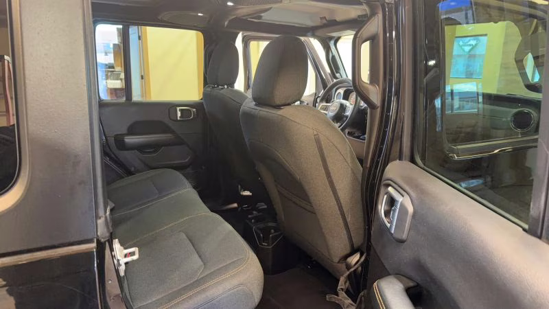 2024 Jeep Wrangler 4 Door Sahara Sport Utility 4D 4X4