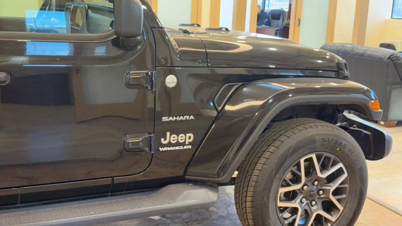 2024 Jeep Wrangler 4 Door Sahara Sport Utility 4D 4X4