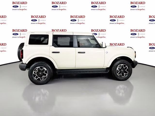 2026 Desert Sand Ford Bronco Outer Banks 4X4 SUV