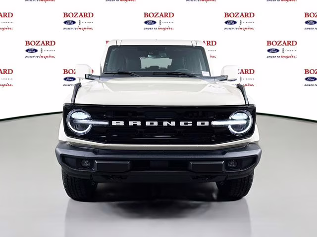 2026 Desert Sand Ford Bronco Outer Banks 4X4 SUV
