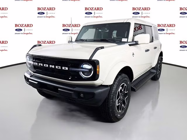 2026 Desert Sand Ford Bronco Outer Banks 4X4 SUV