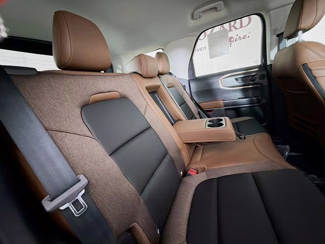 2026 Oxford White Ford Bronco Sport Outer Banks 4X4 SUV