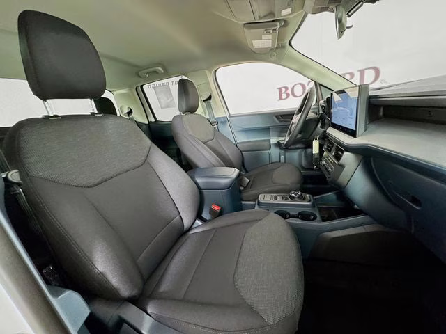2026 Oxford White Ford Maverick XL FWD Truck