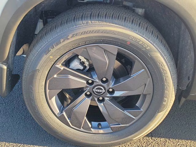 2026 White Pearl Nissan Rogue SV FWD SUV