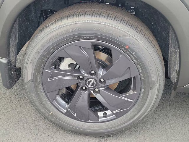 2026 Gun Metallic Nissan Rogue SV FWD SUV