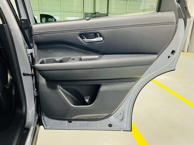 2026 Boulder Gray/Super Black Nissan Pathfinder Platinum FWD SUV