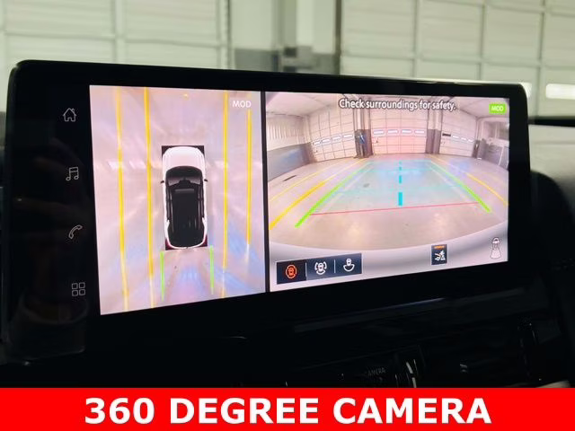 2026 Boulder Gray/Super Black Nissan Pathfinder Platinum FWD SUV