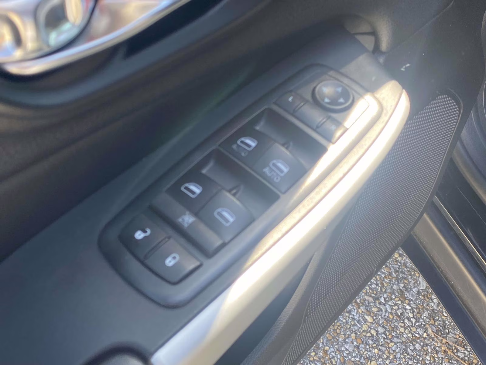 2018 Diamond Black Crystal Pearlcoat Jeep Cherokee Latitude Plus FWD SUV