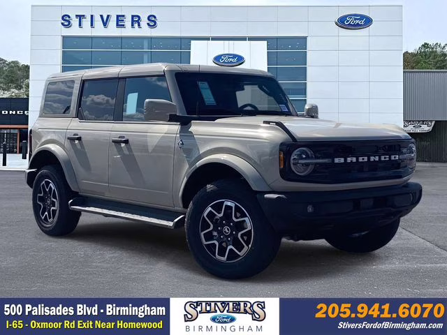 2026 Beige Ford Bronco Outer Banks 4X4 SUV