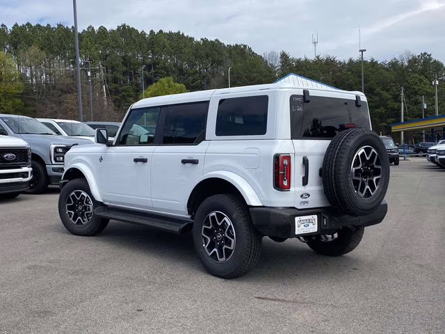 2026 Oxford White Ford Bronco Outer Banks 4X4 SUV