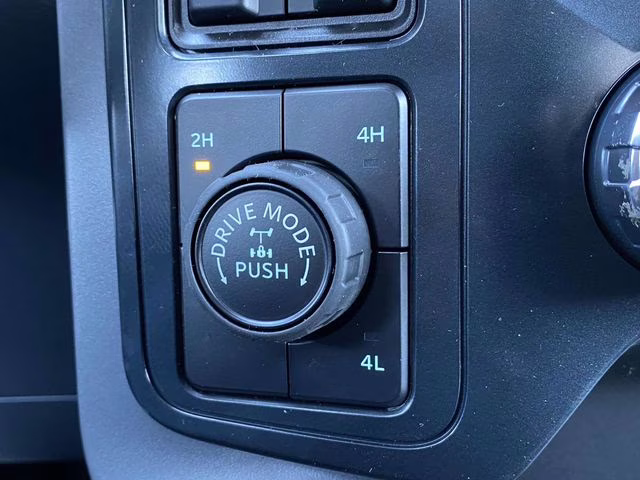 2026 Avalanche Ford F-150 XLT 4X4 Truck