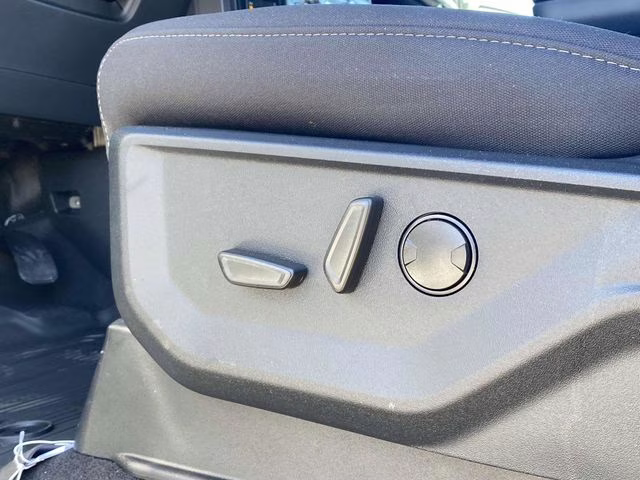 2026 Avalanche Ford F-150 XLT 4X4 Truck