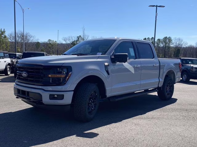 2026 Avalanche Ford F-150 XLT 4X4 Truck