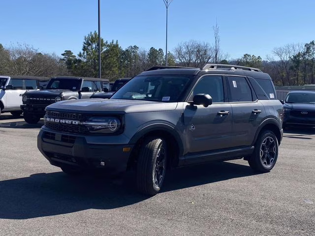 2026 Gray Metallic Ford Bronco Sport Outer Banks 4X4 SUV