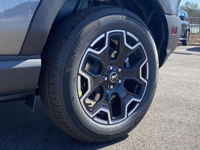 2026 Gray Metallic Ford Bronco Sport Outer Banks 4X4 SUV