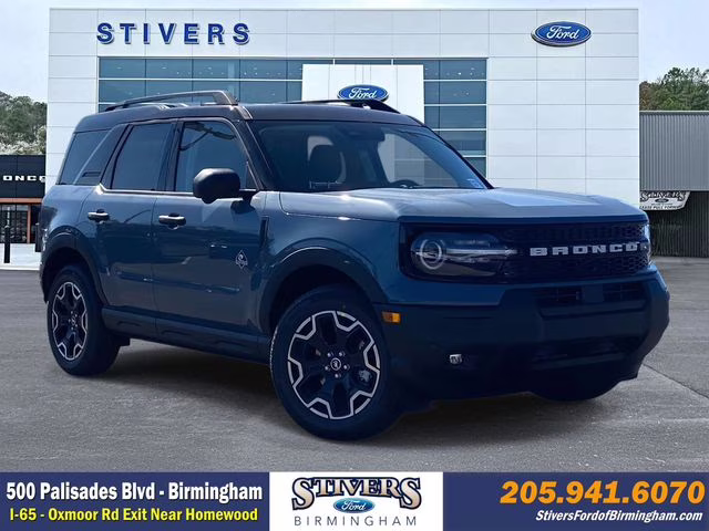 2026 Azure Gray Metallic Ford Bronco Sport Outer Banks 4X4 SUV