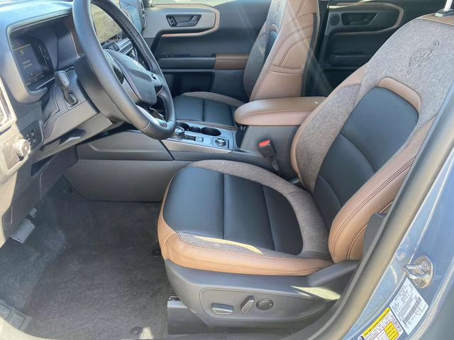 2026 Azure Gray Metallic Ford Bronco Sport Outer Banks 4X4 SUV