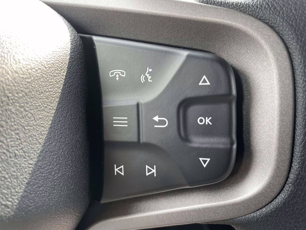 2026 Avalanche Gray Ford Bronco Base 4X4 SUV