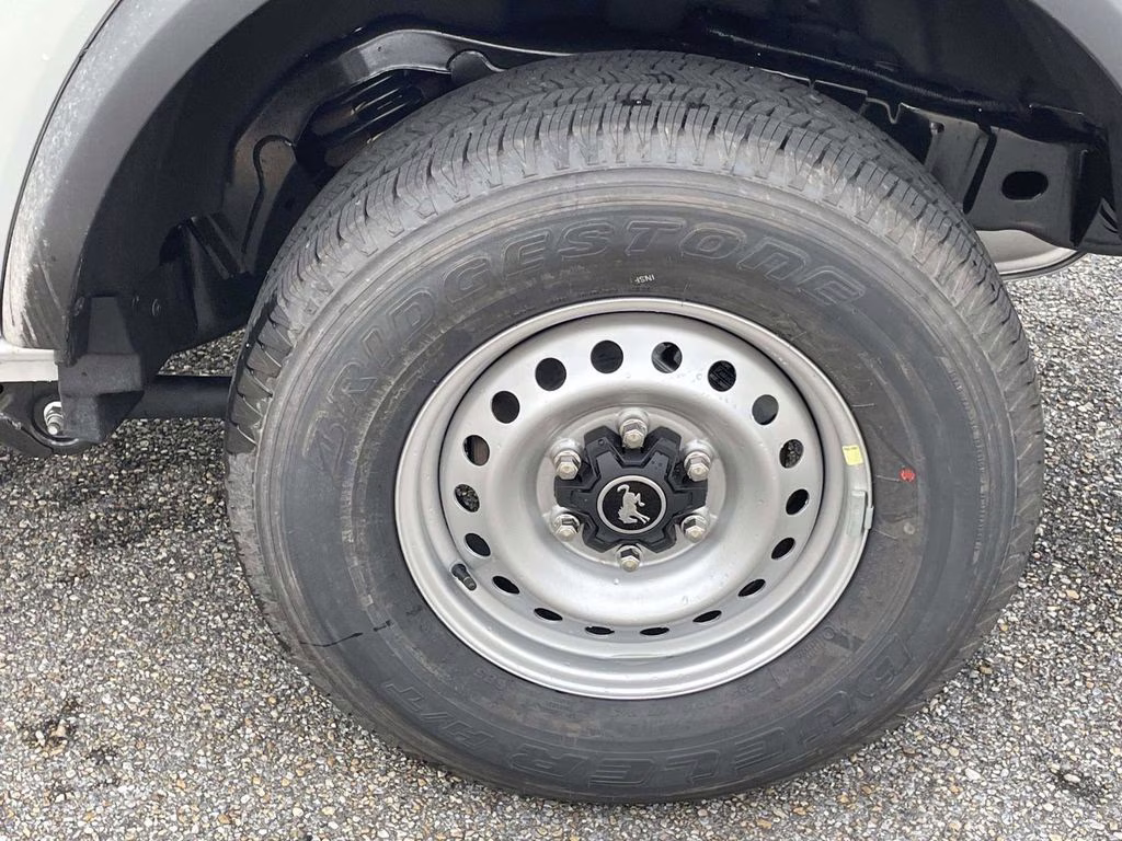 2026 Avalanche Gray Ford Bronco Base 4X4 SUV